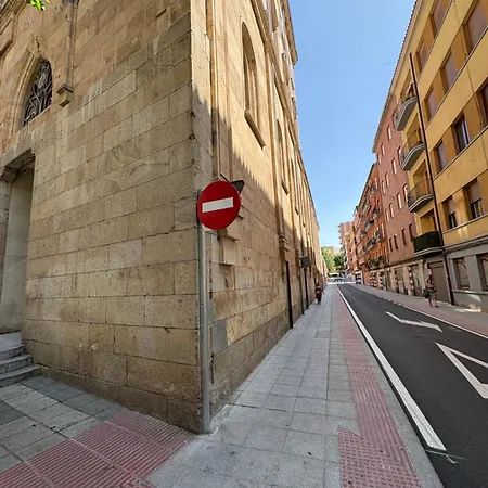 Apartamento Céntrico , Cómodo, Tranquilo Y Con Wifi