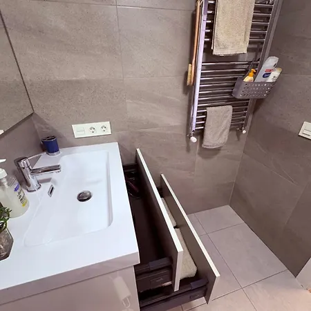 Céntrico , Cómodo, Tranquilo Y Con Wifi Salamanca