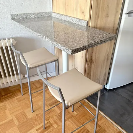 Apartamento Céntrico , Cómodo, Tranquilo Y Con Wifi Salamanca