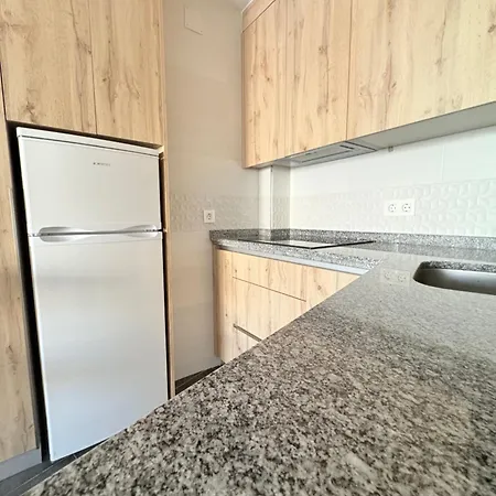 Céntrico , Cómodo, Tranquilo Y Con Wifi Apartamento *